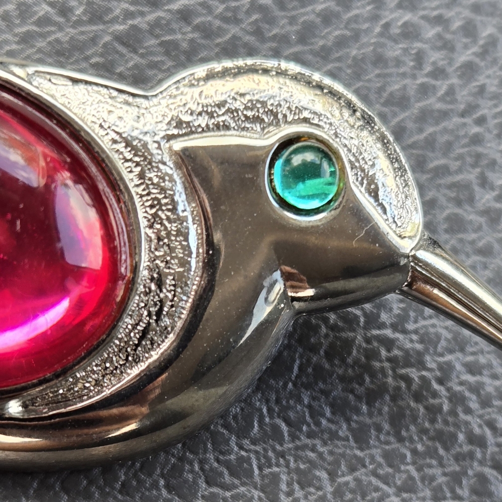 JJ Signed Elegant Silver Hummingbird Brooch with Red and Green Accents